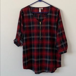 Tacera L Tee